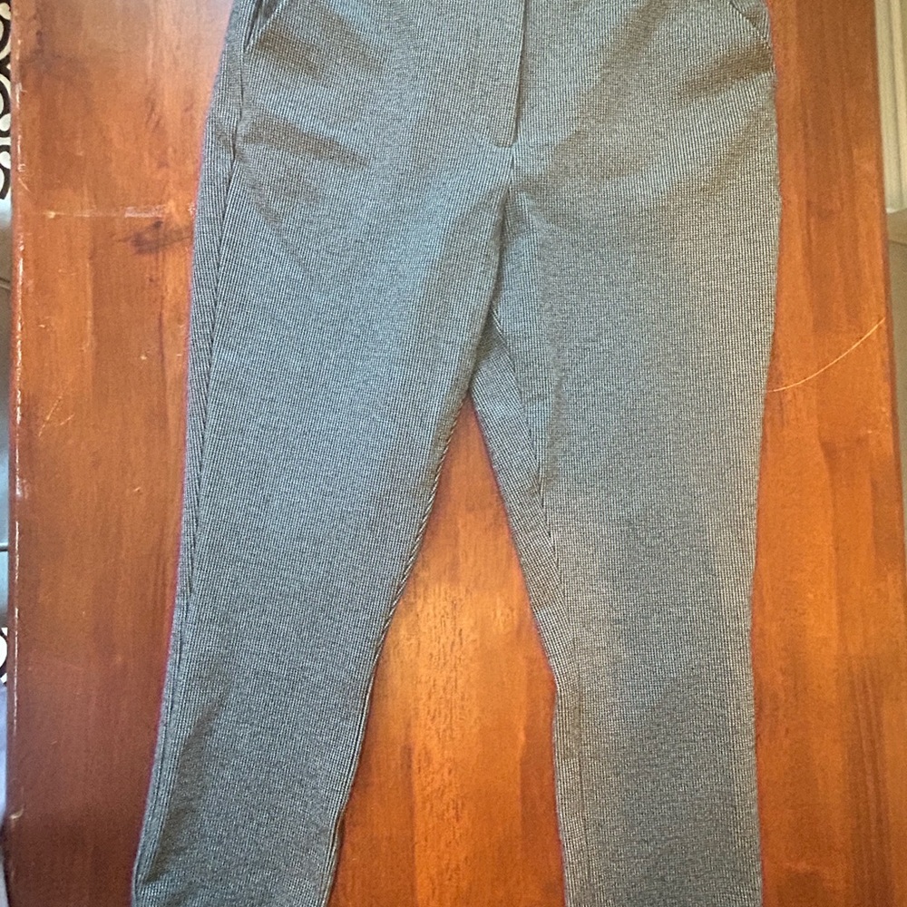 NWOT Ever New trousers